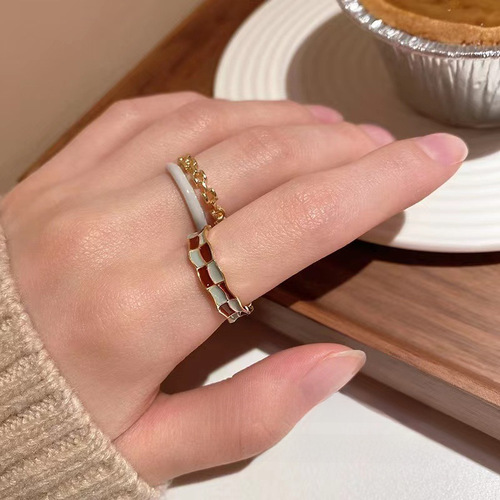 ins cold wind drop glaze checkerboard ring women's new fashion niche design high-end index finger ring