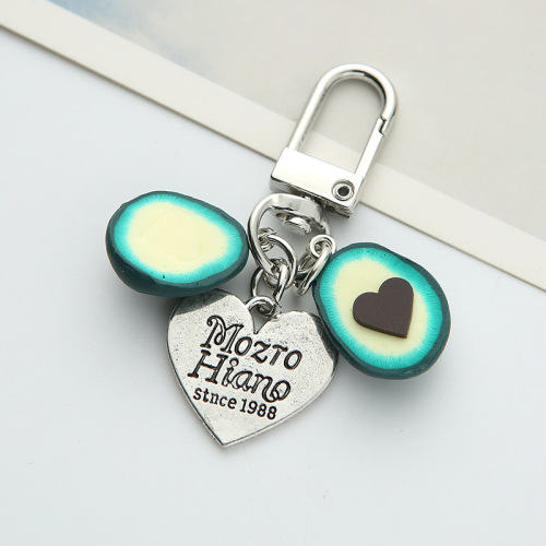 Creative Avocado Keychain AirPods Avocado Heart Pendant Cute Girl Heart Creative Bag Accessory
