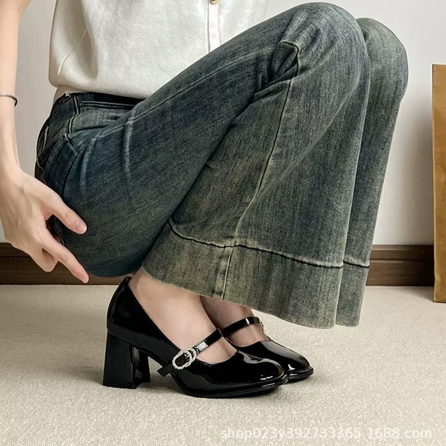 香宸公主春秋新款黑色粗跟不累脚的高跟鞋女方头百搭职业小皮鞋