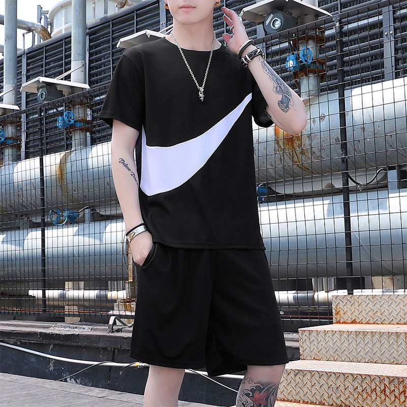 Traje deportivo para hombres Casual de dos piezas Set de pantalones de cinco puntos Running Fitness Traje deportivo de cuello redondo Camiseta de mangas cortas