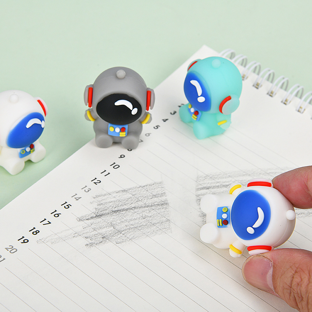 Cutie panda forma borracha mini adornos pequeños regalos para niños se pueden limpiar como lápiz limpio