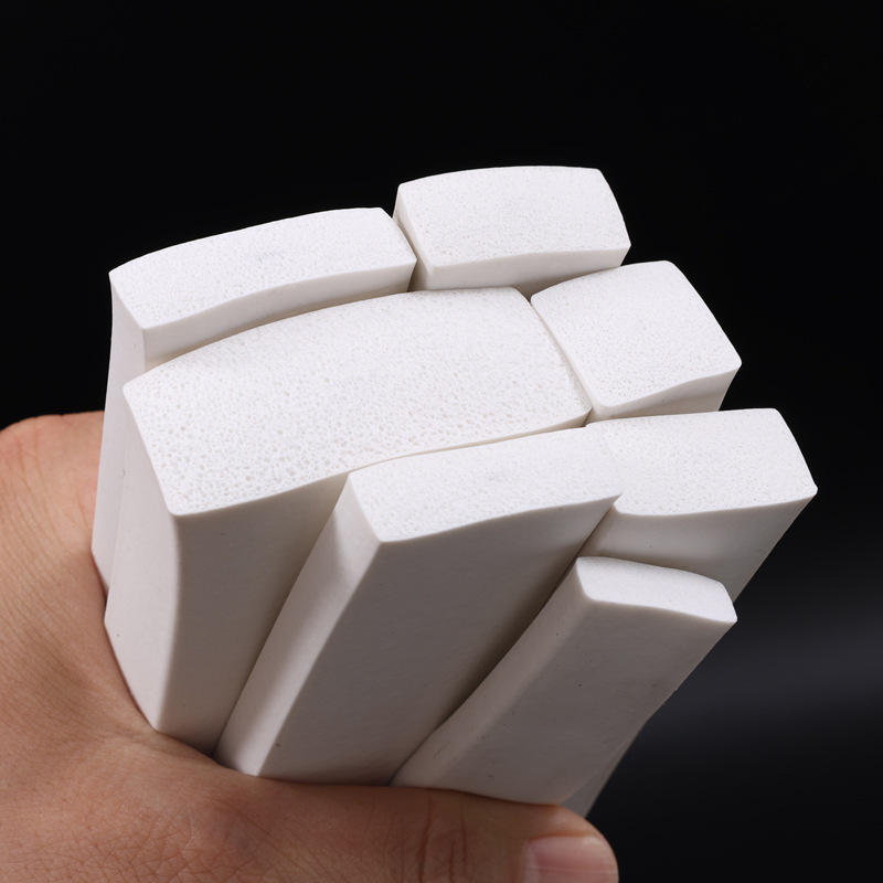 Personalizado cuadrado blanco espuma de silicona puerta y ventana sellado barrera de esponja de goma de silicona resistente a altas temperaturas aislamiento acústico reducción de ruido a prueba de fugas