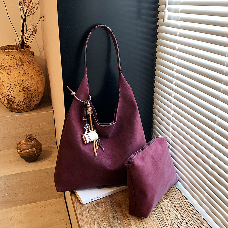 Bolsa de invierno retro de peluche para mujeres 2025, nueva bolsa de hombro universal, bolsa de viaje de gran capacidad