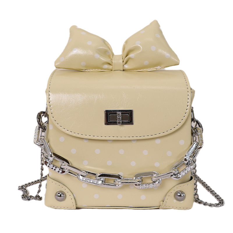 Nueva bolsa de cadena para mujeres 2026 nicho de diseño de moda mochila de hombro diaria popular onda punto bolso de caja cuadrada