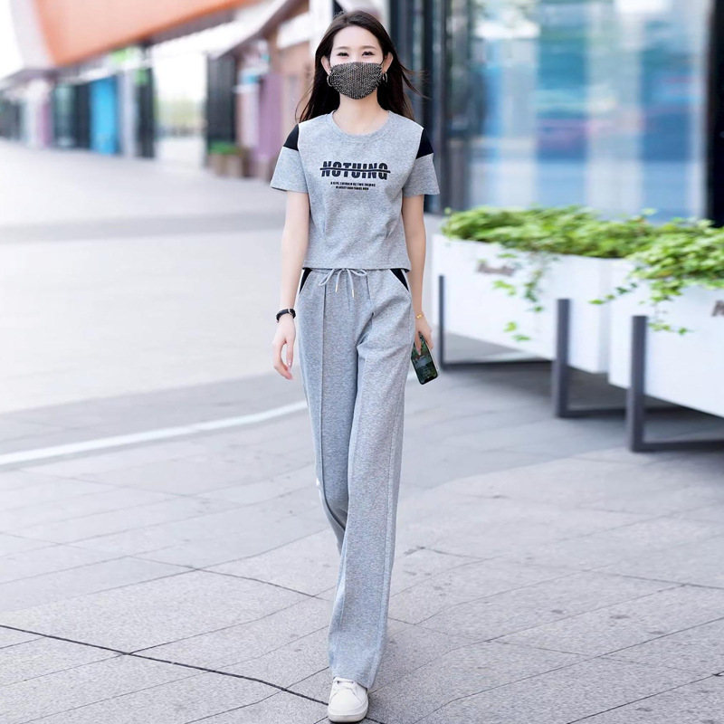 Women's Contrast Color Casual Sports Suit Short Sleeved Top And Wide Leg Pants Two Piece Set Stylish Slimming Trendy 2026_ecoleips.com