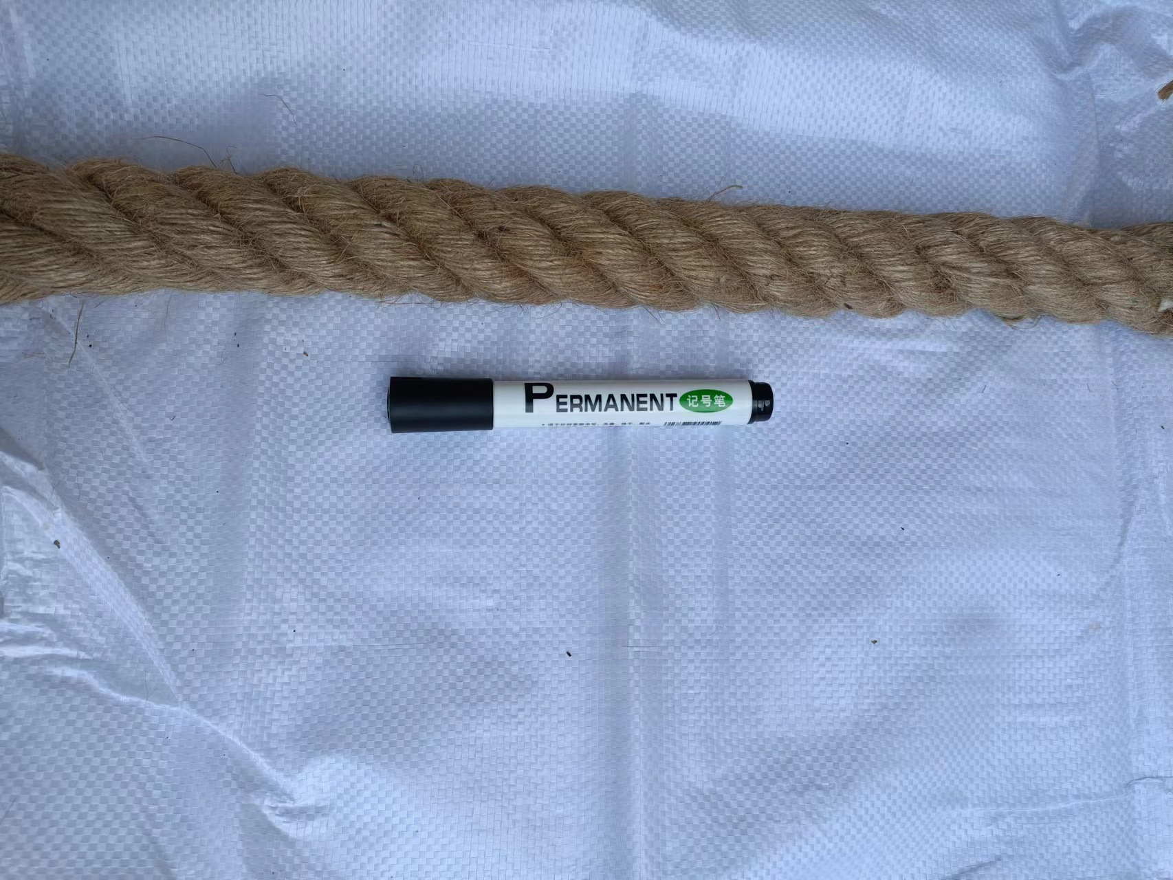 Cuerdas de yute gruesas al por mayor cuerdas de escalada para gatos decorativas trenzadas de escalada de jardinería cuerdas de lino finas atadas de material natural