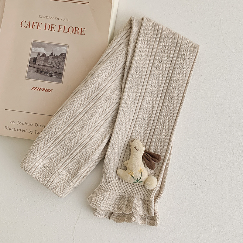 Pantalones para niños de algodón con volantes y pompón de conejo – moda primavera-otoño, para uso exterior.