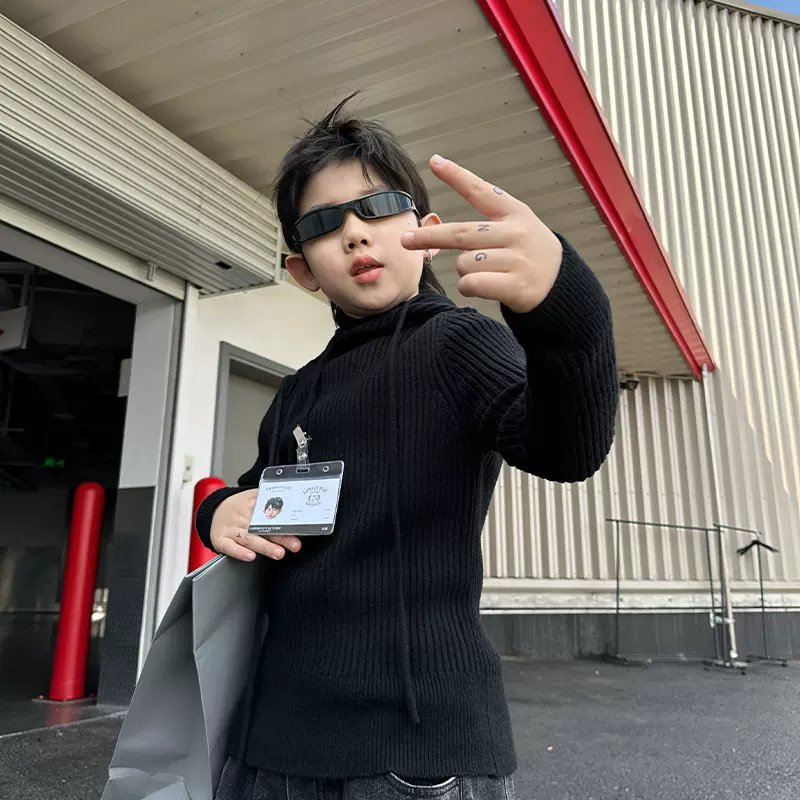 以鸿制衣男孩连帽毛衣内搭2025冬季儿童坑条弹力加厚针织衫百搭潮
