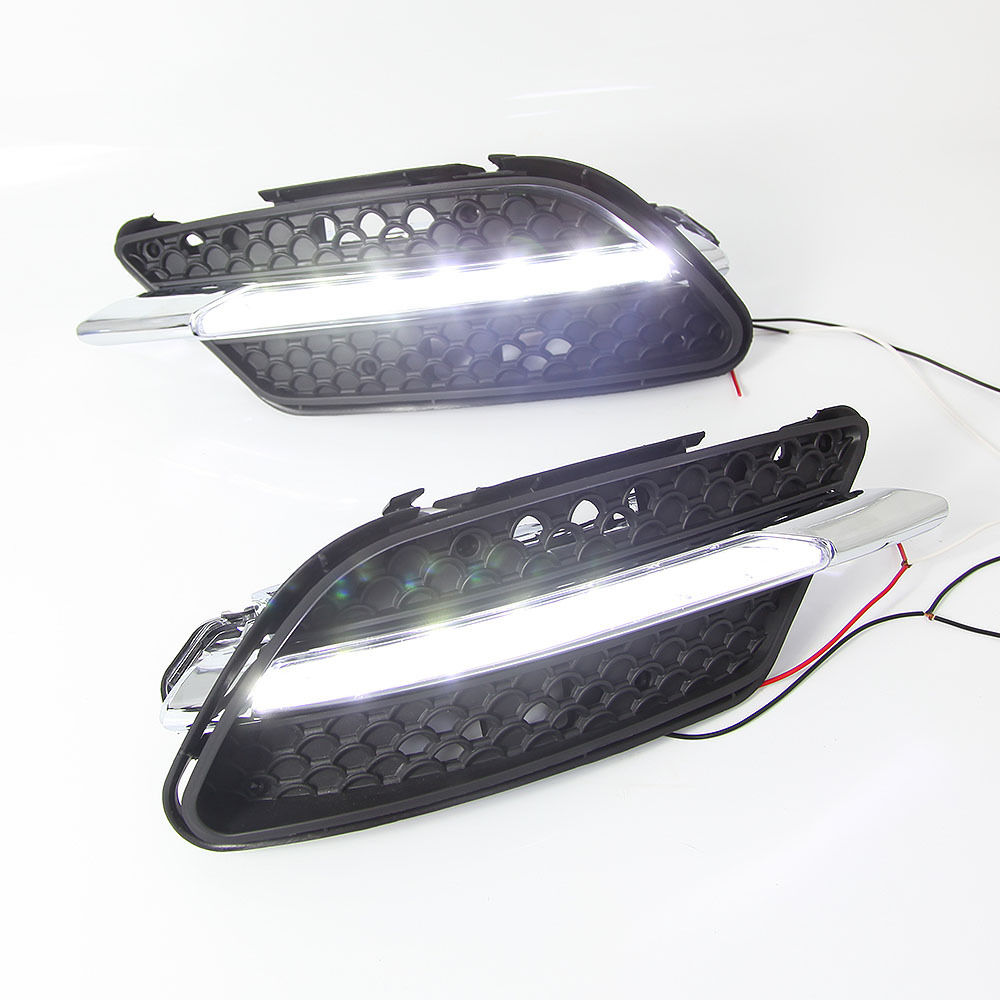 Aplicable corriente a la luz diurna de la versión de los deportes de Mercedes-Benz W204 W204 AMG luz corriente diurna del coche