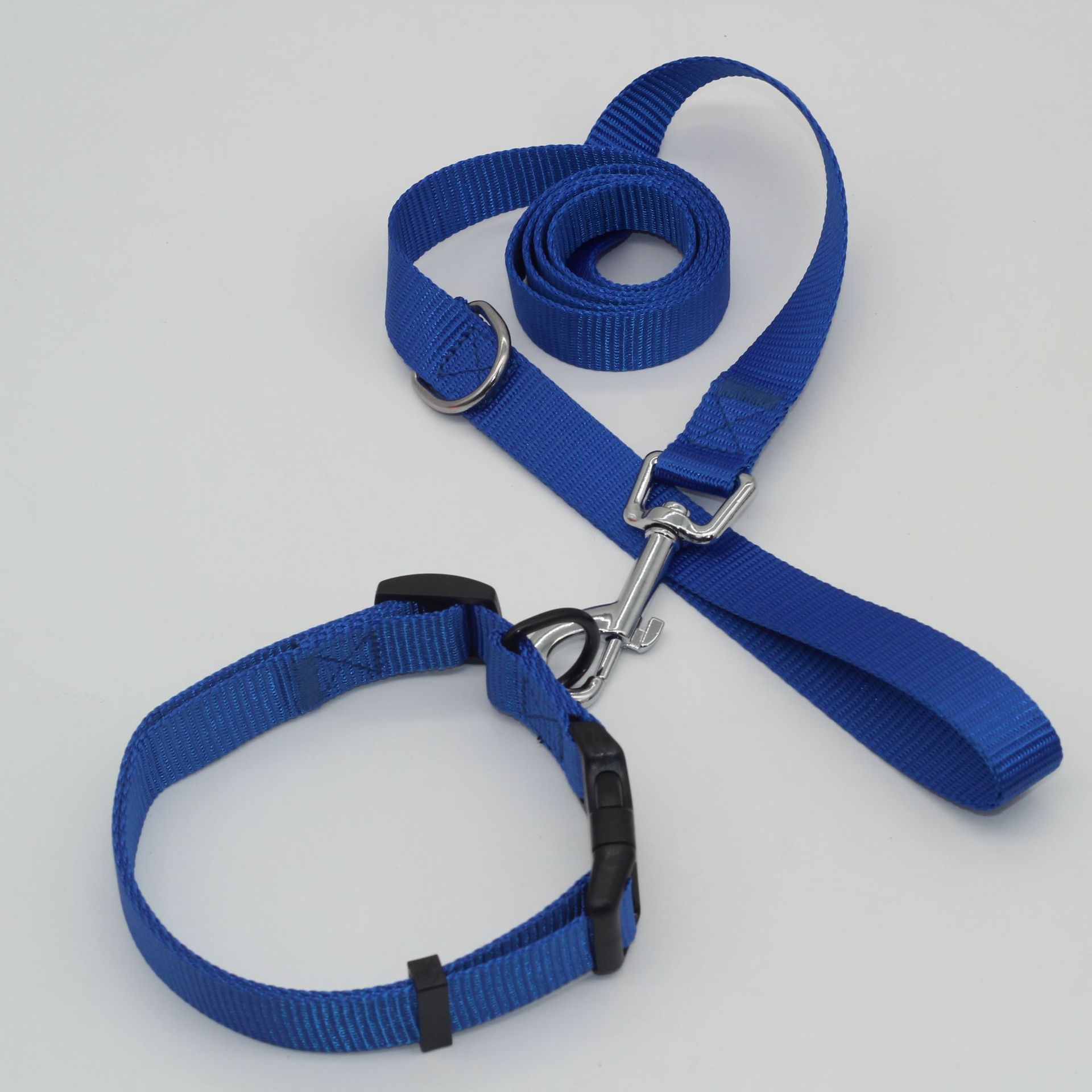 Correa de pecho para mascotas dedicada transfronteriza a prueba de explosiones perro grande transpirable reflexivo pecho trasero perro caminando cuerda fábrica al por mayor