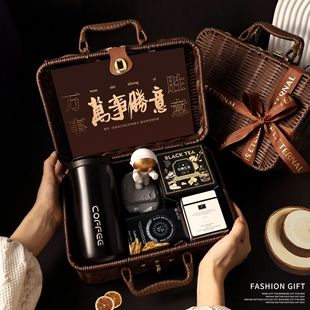Birthday Gifts for Boys, Chinese Valentine's Day Gifts, Creative, Practical, High-End Groomsmen's Souvenirs, Teacher's Day Gifts