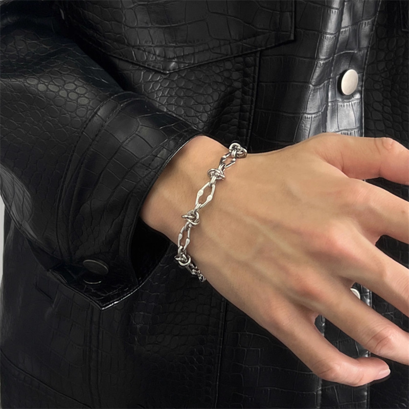 Europe and the United States hot new stainless steel knotty chain personalized trend titanium steel handmade chain niche jewelry thorns bracelet Europe and the United States hot new stainless steel knotty chain personalized trend titanium steel handmade chain niche jewelry thorns bracelet