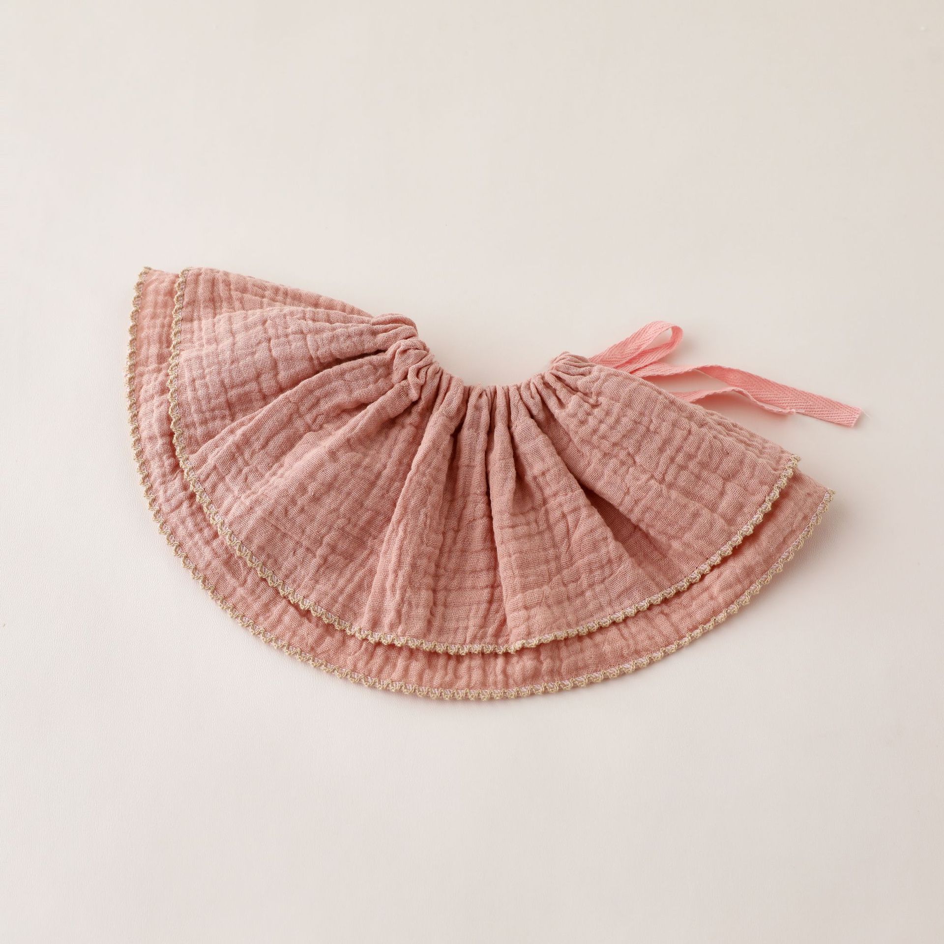 Cute lace saliva towel pink