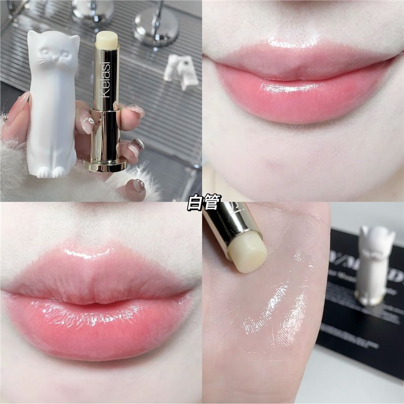 작은 흰 고양이 립밤