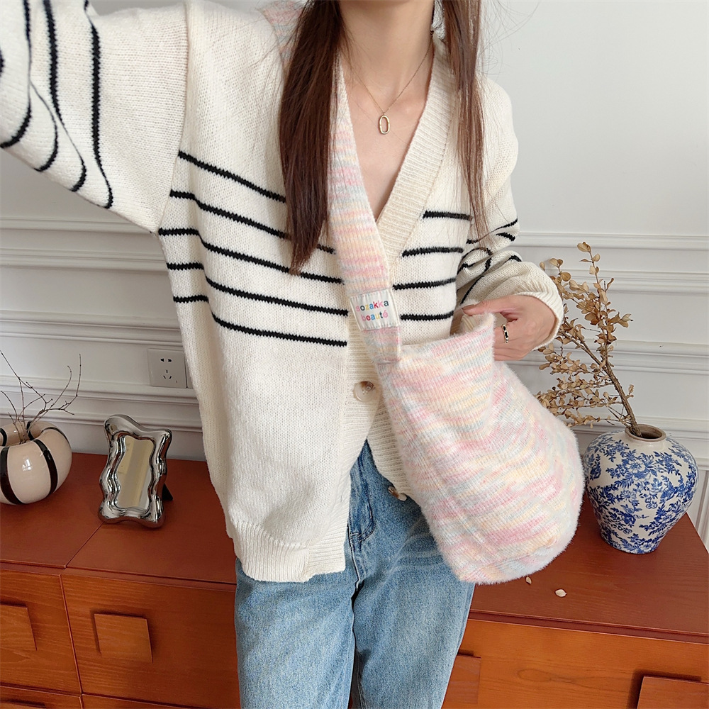 310272 ins Cute Rainbow plush Bag, Women's Autumn and Winter New large-capacity single-shoulder bag, commuter bag, crossbody bag undefined