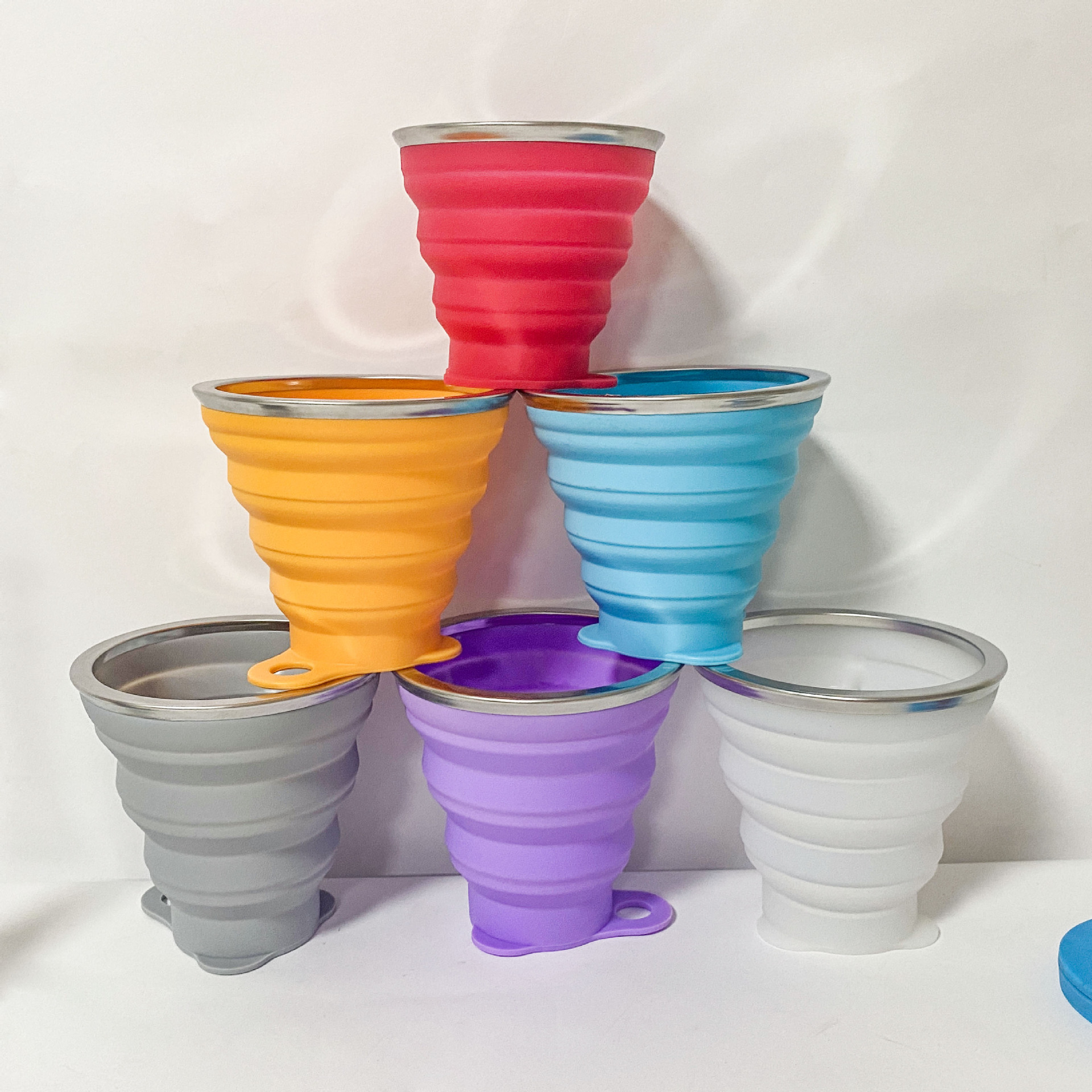 Taza plegable portátil de silicona alimentaria, ideal para camping, viaje o cepillado, fabricante con stock al por mayor