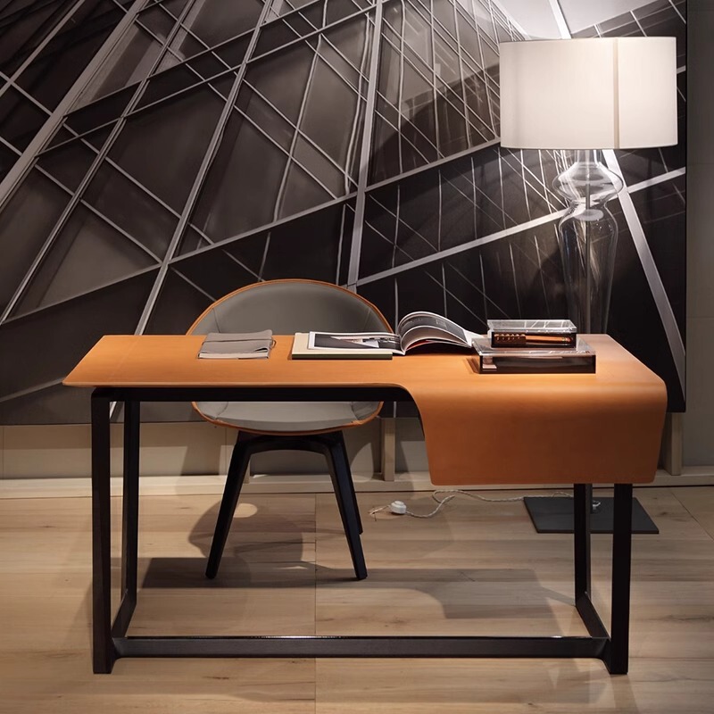 Italian Normcore Desk Designer Personalized Creative Solid Wood Computer Desk Home Study Office Desk High-end