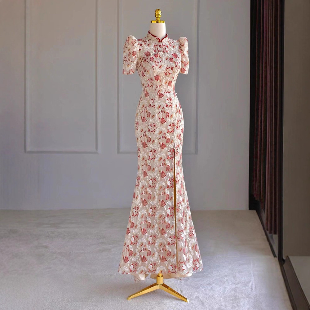 Vestido Qipao para Novia, Estilo 2025, Color Borgoña, para Boda, Compromiso, Graduación, con Encaje y Cola de Pez image 3