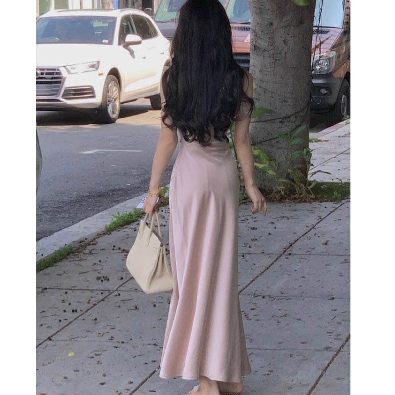 Roupas femininas Vestido de gola alta ombro a ombro estilo francês saia rabo de peixe cintura três cores verão 2024_voghion.com