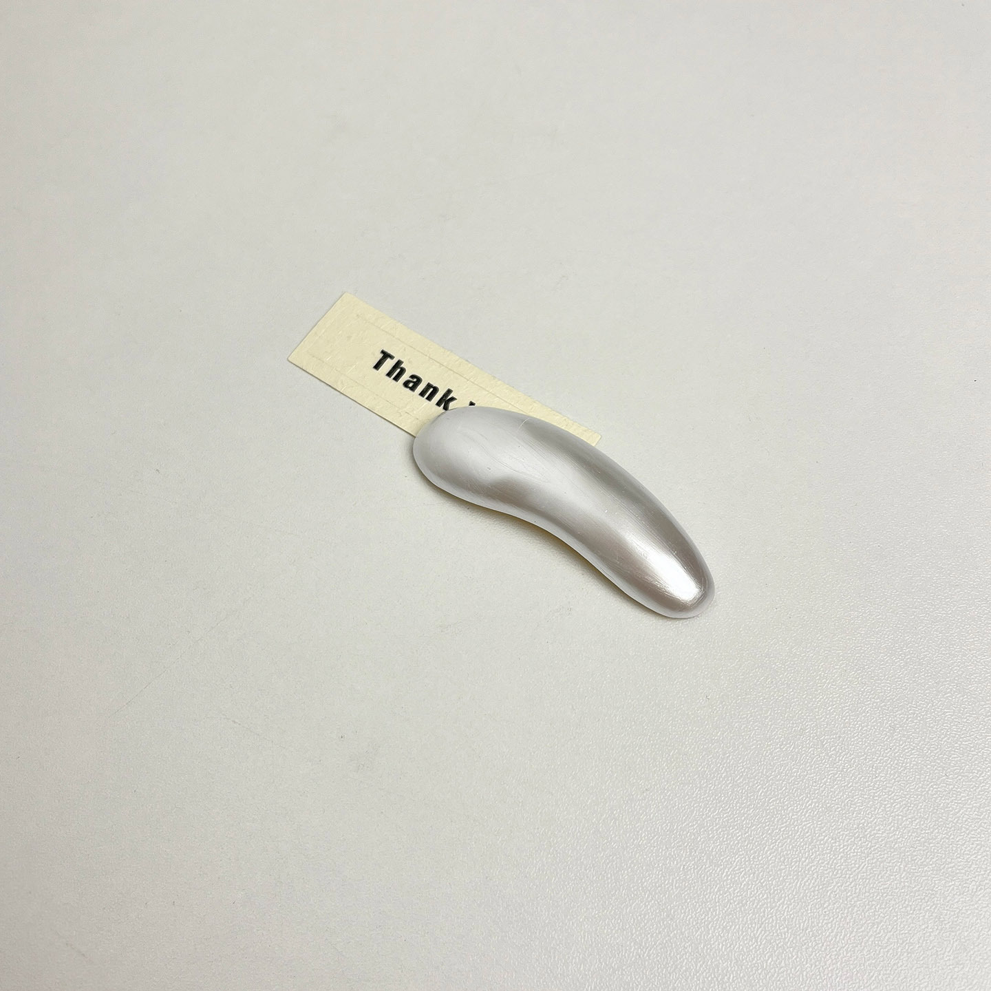 Broche de vaina de metal minimalista de alta calidad brillante arco pin traje abrigo accesorios de cuello diseño de nicho femenino image 9