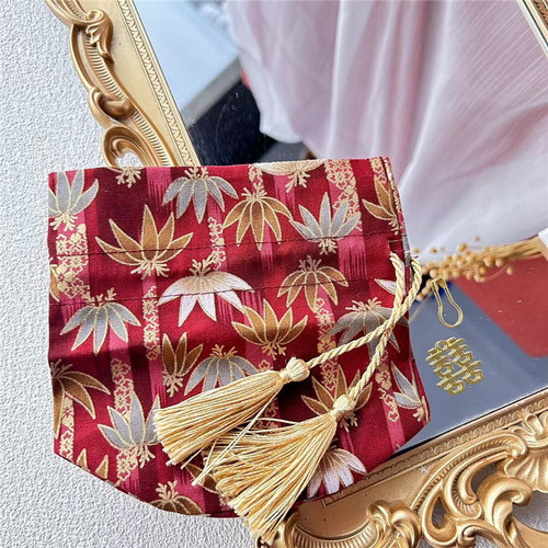 ins style wedding gift supplies Chinese wedding candy bag candy box souvenir creative wedding candy box cloth bag