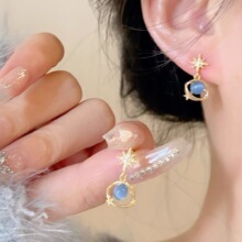 ��Լ������ɫ�������С���������ʱ�о��°ٴ�����������Ƕ���