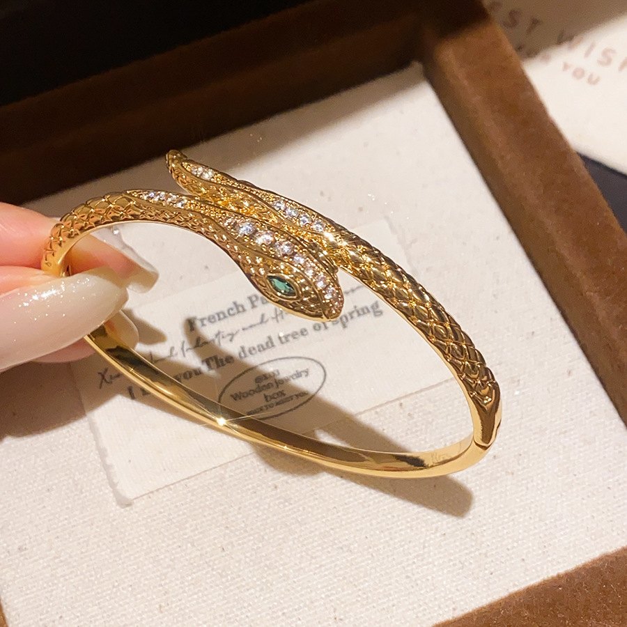 El temperamento francés arco de zircon pulsera de doble capa dulce ins pulsera de viento lujoso ligero de alto nivel sensación de joyas versátiles para mujeres
