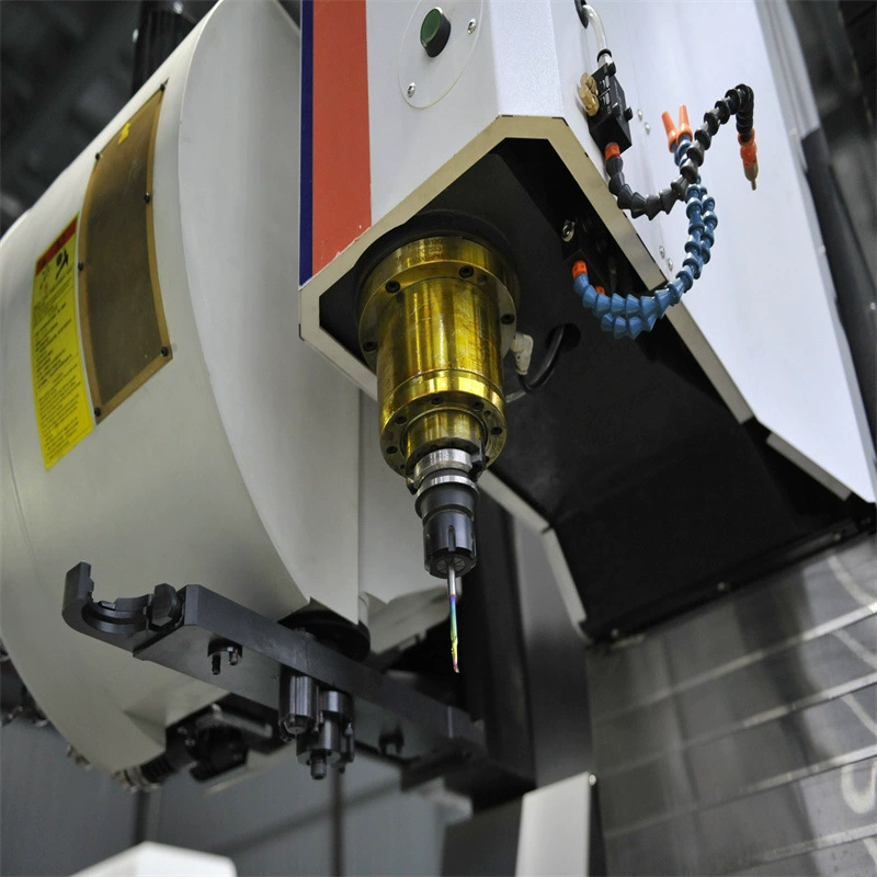 Фрезерование рамы алюминиевого профиля Оборудование для снятия фаски сверление и нарезание резьбы алюминиевого профиля Станок для комплексной обработки профилей BT40 серии CNC