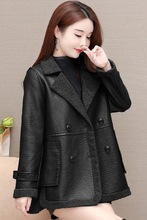 2025休闲冬季中老年加绒加厚西装领口袋时尚休闲宽松PU皮衣外套女