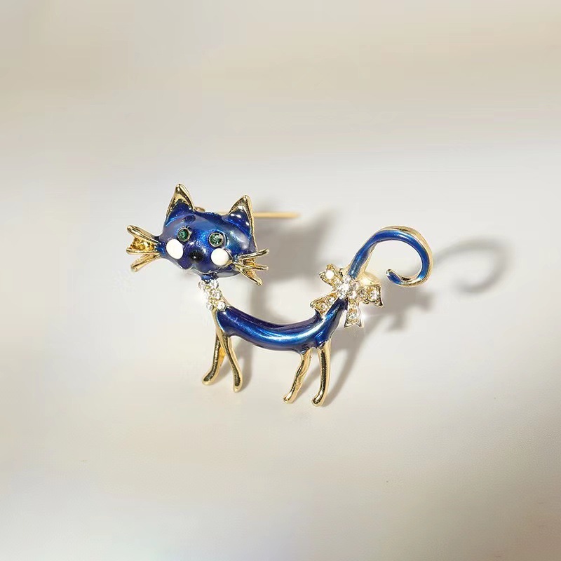 Simple Style Cat Alloy Enamel Inlay Rhinestones Pearl Women's Brooches display picture 5