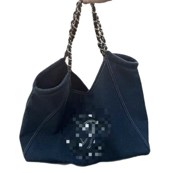 Denim capacious one-shoulder bag