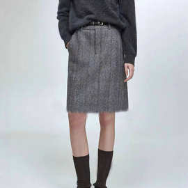 秋冬季新款显瘦气质休闲a字裙包臀复古格纹羊毛呢半身裙女