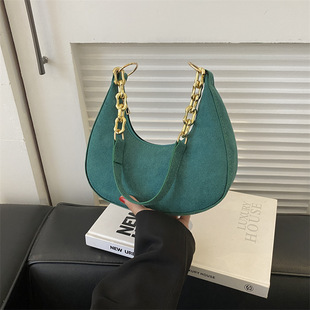 Handbag women's niche high-grade winter niche design underarm bag suede solid color chain hand bag shoulder