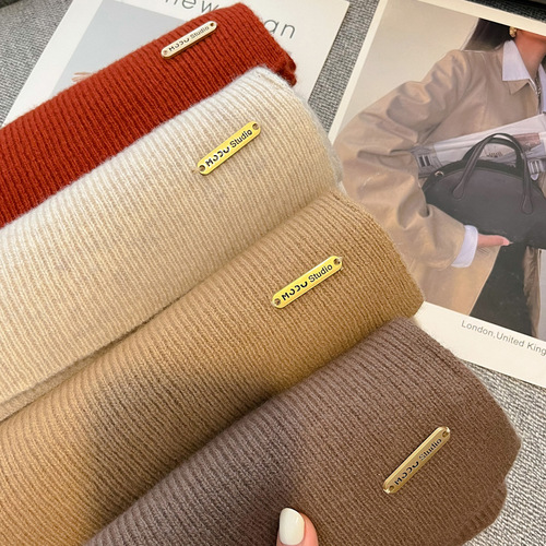 Time-warming word-of-mouth model!  100% pure wool knitted scarf for women couple versatile solid color scarf winter for men