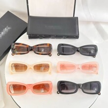 ���̫�����¿�ī��Ů�������߸��ĺ�ɫ�۾�ʱ�и���ī��CH9184