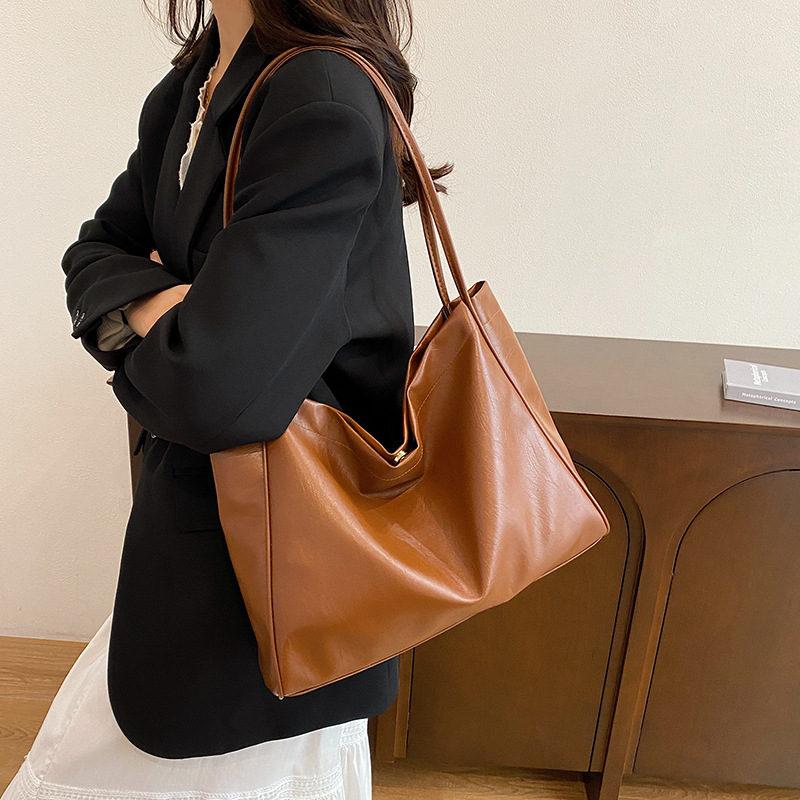 Bolso vintage americano 2024 nueva moda de gran capacidad simple bolso de color sólido bolso de alta calidad simple bolso axilar