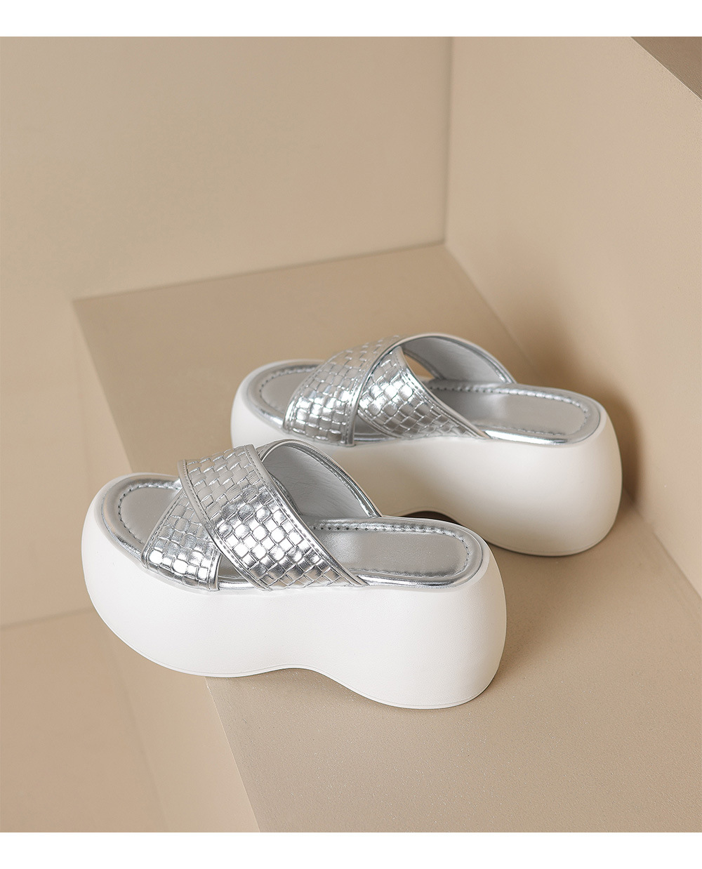 Dép sandal nữ xỏ ngón đế bệt quai đan chéo mùa hè — Màu đen, Màu vàng, Màu bạc chi tiết 16