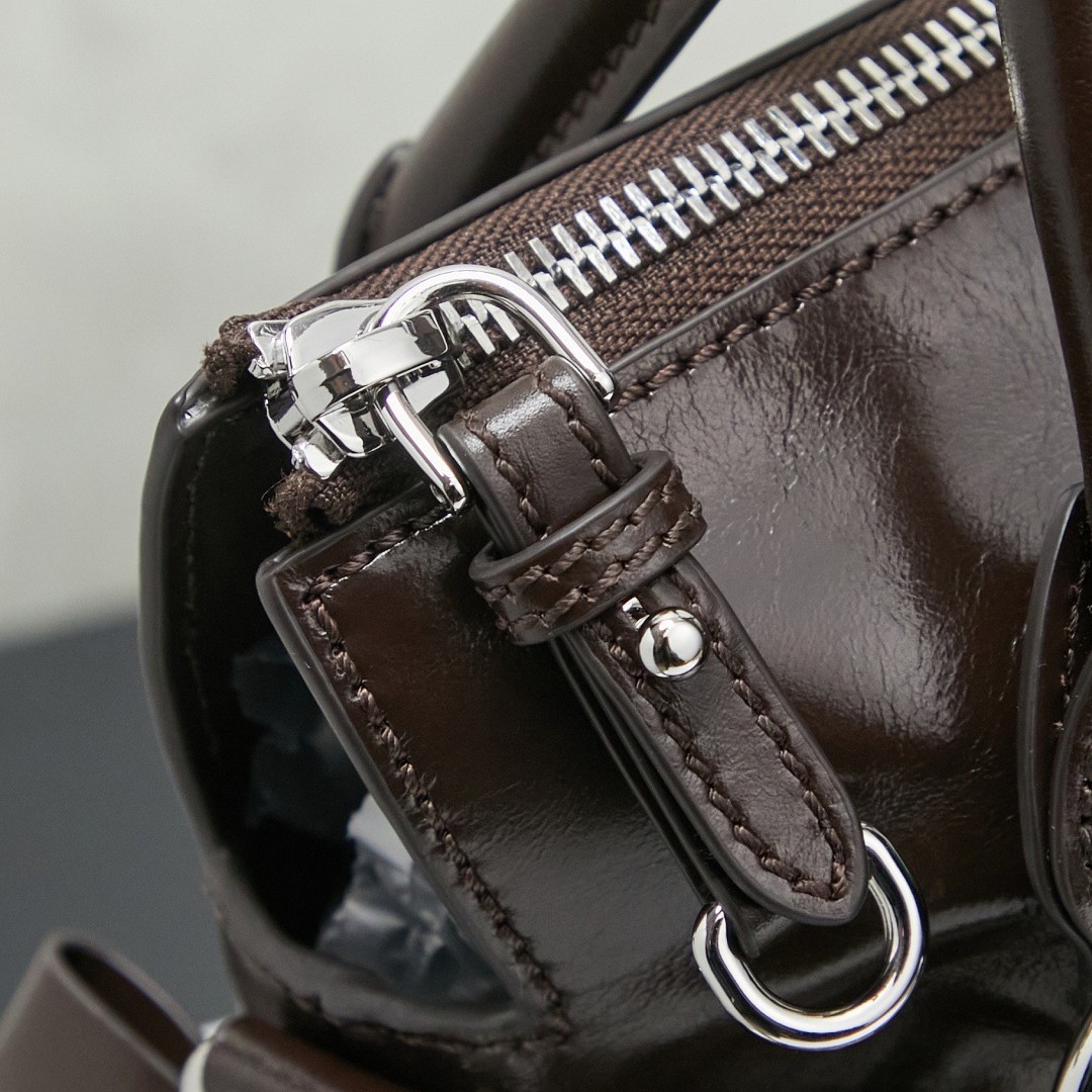 M-Style Oil Wax Leather Motorcycle Bag - New Retro Sweet & Cool Foldable Zipper Bow Handle Crossbody Commuter Bag - Thumbnail 3