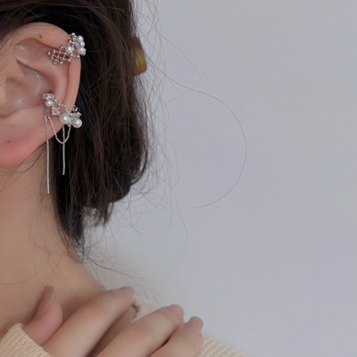 A small minority design senior Diamond Pearl tassels Ear clip No pierced ears Earrings Light extravagance Ear bones ins Cold wind