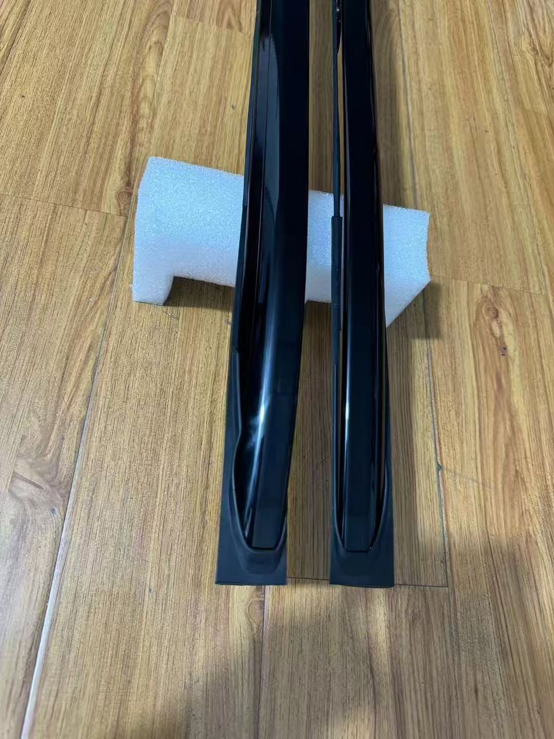Suitable for BYD Yuan UP luggage rack, roof rack, aluminum alloy travel rack, Yuan PLUS modification decoration, no drilling required