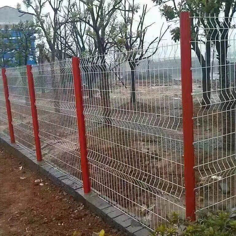 桃型柱护栏网/铁丝网护栏/高速公路护栏网/防护栏网围栏小区围挡