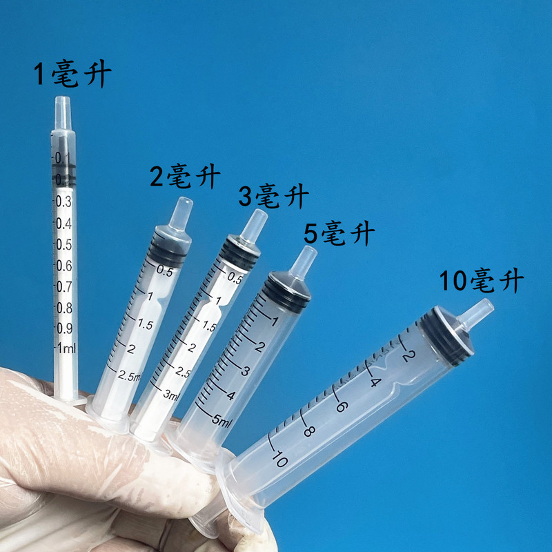 Wholesale disposable bulk needleless syringes, dispensing needles, and animal feeding needles