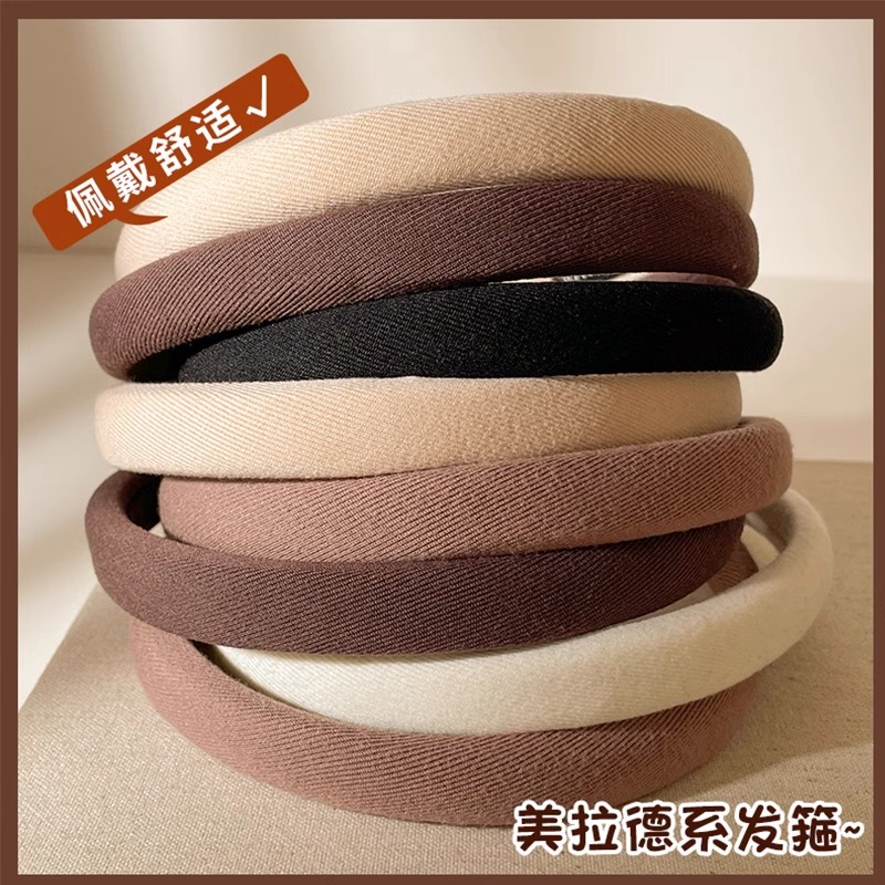 Diadema fina de color café de otoño e invierno para mujer 2025 nueva diadema de lavado de cara de cabello sensible a la presión de alta calidad, parte superior del cráneo alto, tocado de paquete de cabello antideslizante