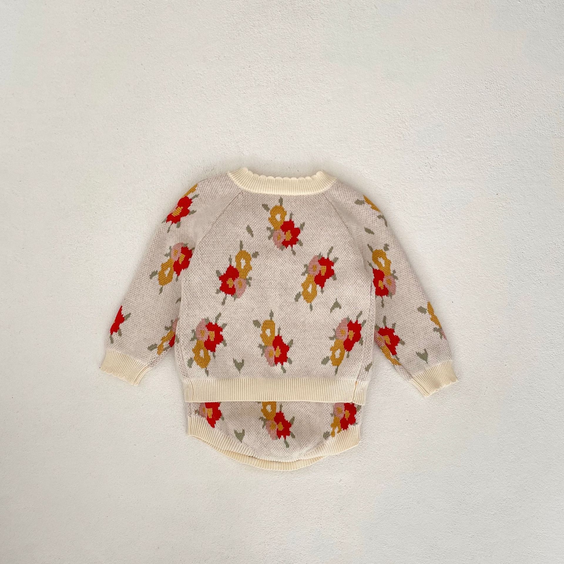 Ensemble 2 pièces veste + bretelles en coton tricoté jacquard classique pour bébé et enfant, automne 2024_voghion.com