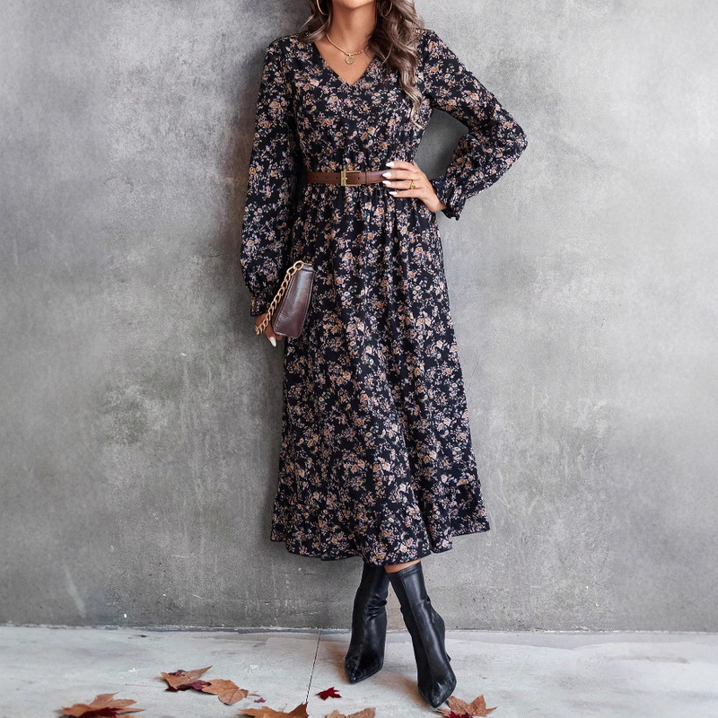 2025 European and American Floral Print Bohemian Ruffle/Ruffle Hem V-Neck Long Sleeve Maxi Dress
