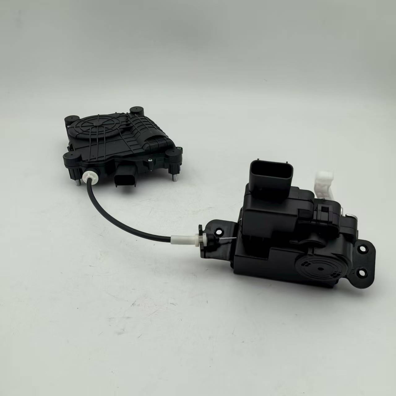 81800-S1100 Electric Tailgate Central Locking System Suitable for Hyundai Palisade 2020 S Trunk