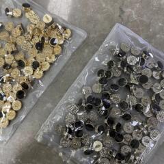 【藝森】簡約小眾黑色金銀邊服裝扣子金屬飾品紐扣襯衣開衫袖領扣