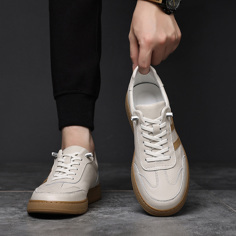 Cabeza de piel de vaca de otoño nuevo hombre casual zapatos de cuero de hombre zapatos de entrenamiento de estilo alemán zapatos blancos al aire libre zapatos de hombre zapatos