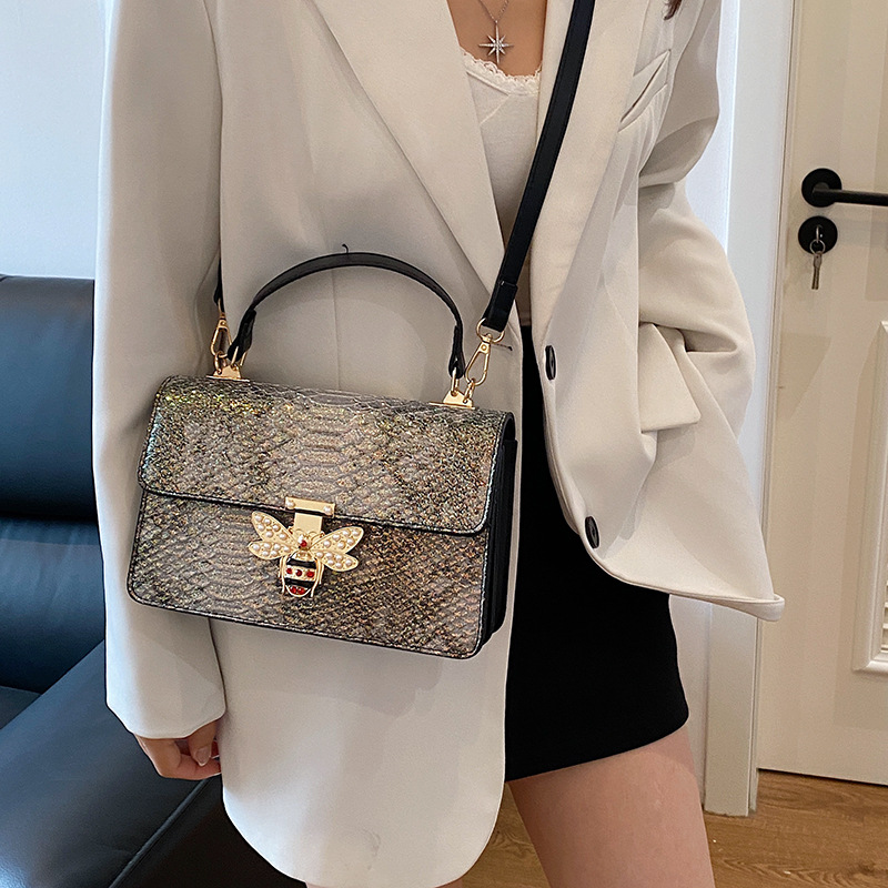 Bolso de alta calidad con textura 2025 verano nuevo estilo bolso femenino con lentejuelas bolso de hombro con estampado de piel de serpiente abeja flor bandolera