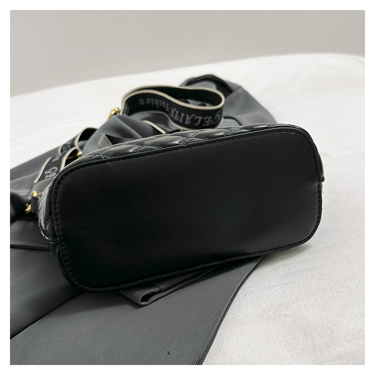 Großhandel mit neuen Taschen für Damen, modischen Rautenhandtaschen, kleinen Beuteln, vielseitigen Schulter-Crossbody-Beuteltaschen und Tragetaschen_voghion.com